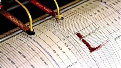 earthquakes in the philippines today.